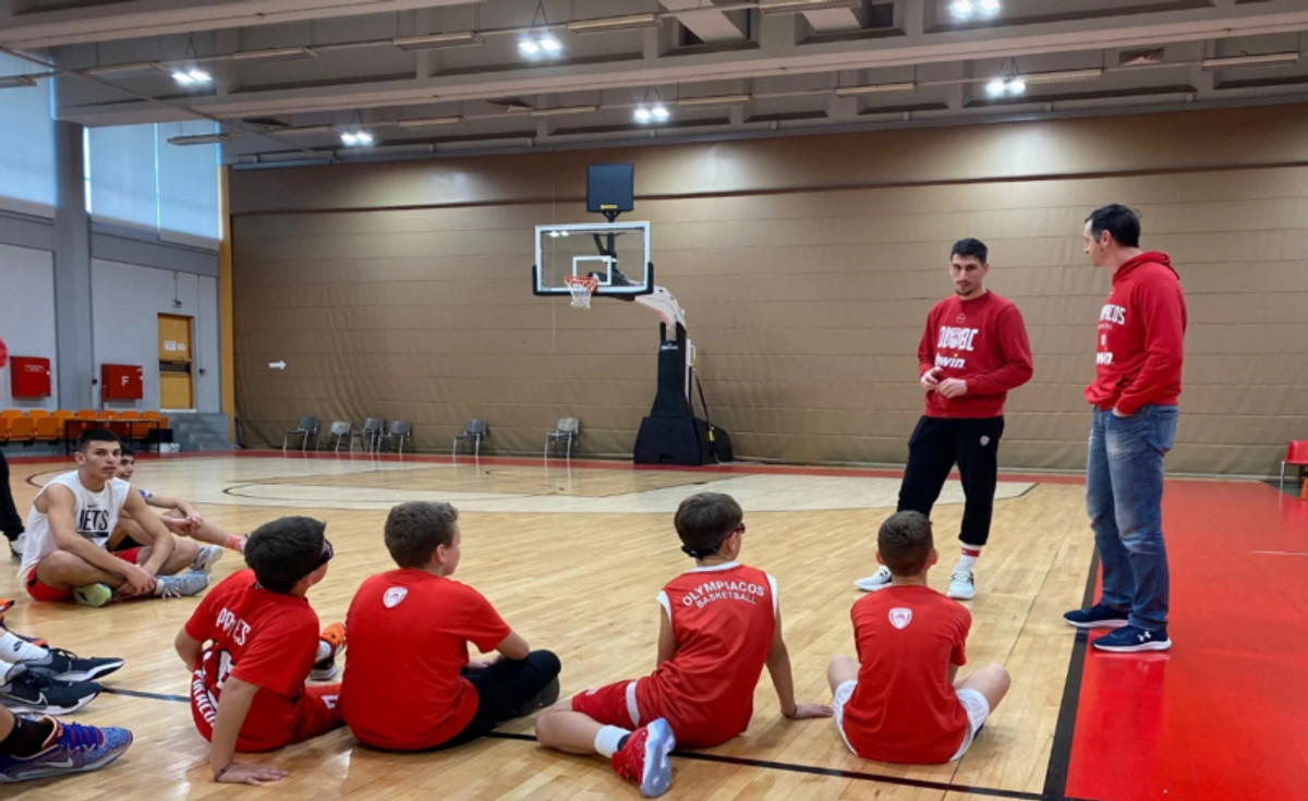 Ολυμπιακός: Στο &quot;The Academy Christmas League&quot; ο Λαρεντζάκης