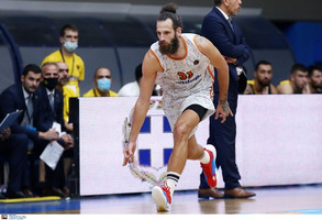 Δείτε πώς ο Προμηθέας Πάτρας νίκησε με 98-88 την ΑΕΚ (video)