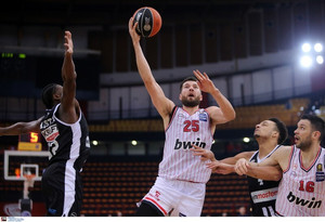 Άνετα παρά τις απουσίες ο Ολυμπιακός, 77-62 τον ΠΑΟΚ (gallery &amp; vids)