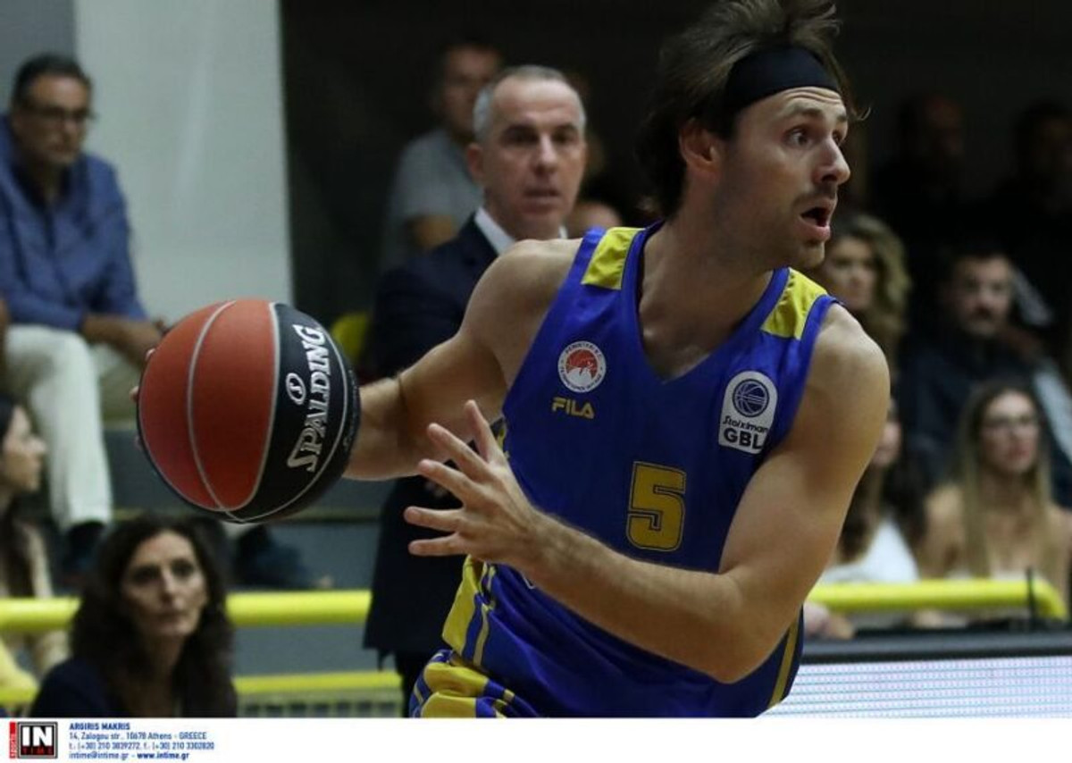 Πάπας: &quot;Να διεκδικήσουμε τις πιθανότητες που μας αναλογούν&quot;