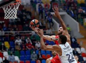 Με... τετράποντο Τζέιμς η ΤΣΣΚΑ Μόσχας 74-73 τη Ρεάλ Μαδρίτης! (pics)