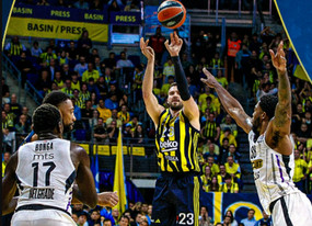 Με 19/37 τρίποντα η Φενέρμπαχτσε, 89-72 την Παρτιζάν! (vid)