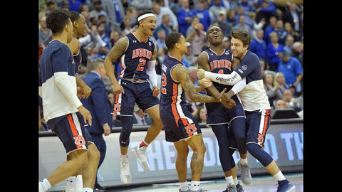 NCAA: Στο Final 4 το Όμπερν, 77-71 το Κεντάκι στην παράταση!