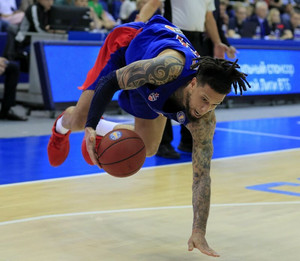 Γλίτωσε το &#039;&#039;σοκ&#039;&#039; η ΤΣΣΚΑ, 2-0 την &#039;&#039;μαχητική&#039;&#039; Ζενίτ (pics-vid)