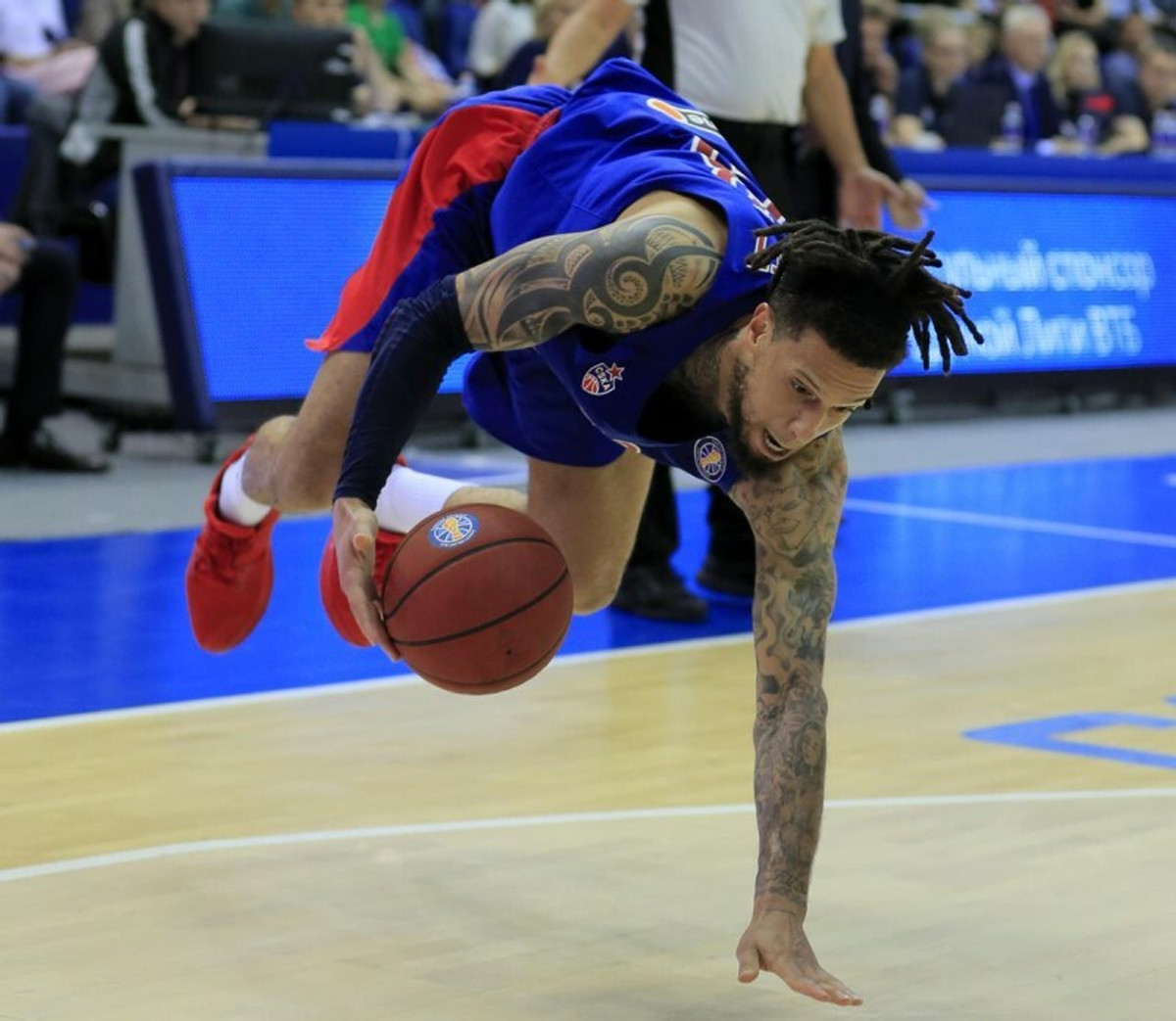 Γλίτωσε το &#039;&#039;σοκ&#039;&#039; η ΤΣΣΚΑ, 2-0 την &#039;&#039;μαχητική&#039;&#039; Ζενίτ (pics-vid)