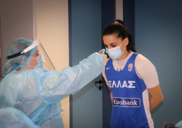 Εθνική Γυναικών: Το πρωτόκολλο υγείας και η καθημερινότητα της φούσκας (vid)