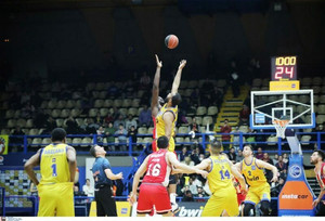 Live Streaming: Περιστέρι-Ολυμπιακός 67-85 (τελικό)