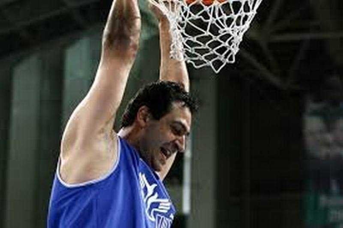 Συνεχίζει στην Ακράτα και τη Γ&#039; Εθνική ο Γιάννης Γιαννούλης!