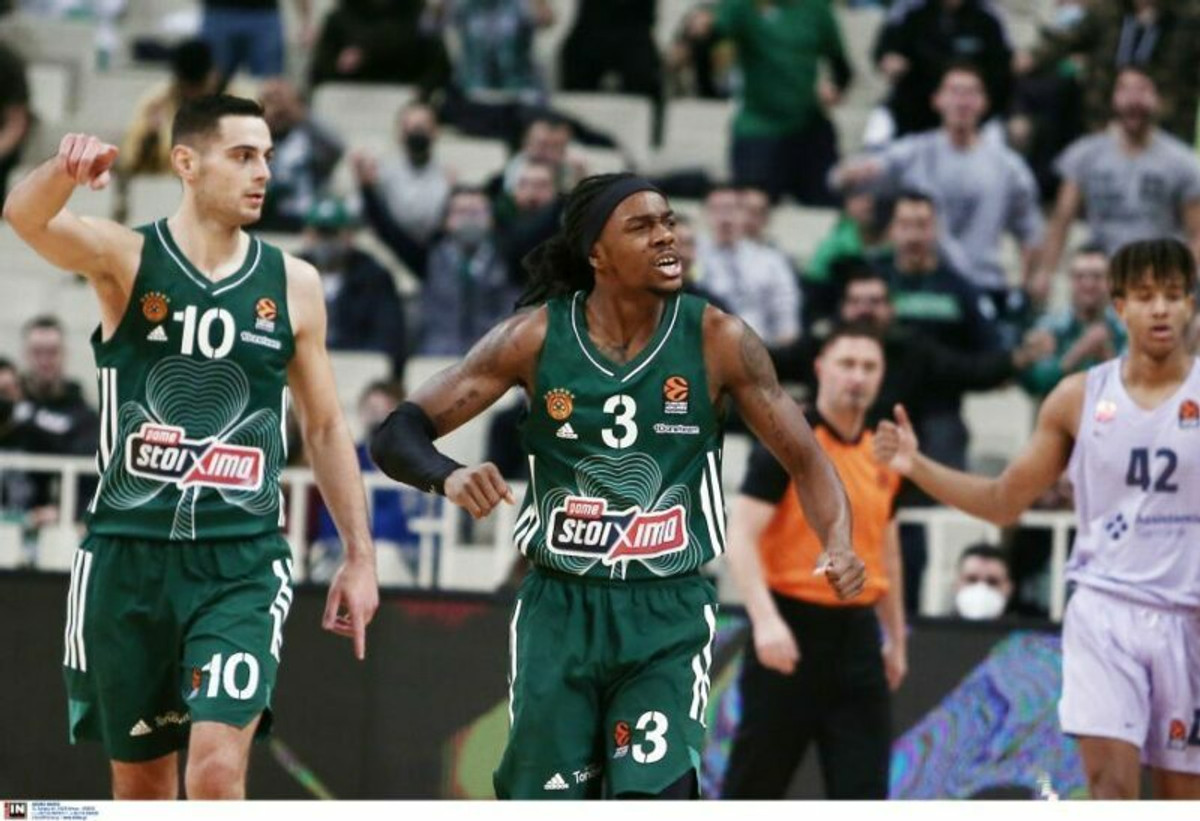 Στην Μπούντουτσνοστ ο Κέντρικ Πέρι (pic)