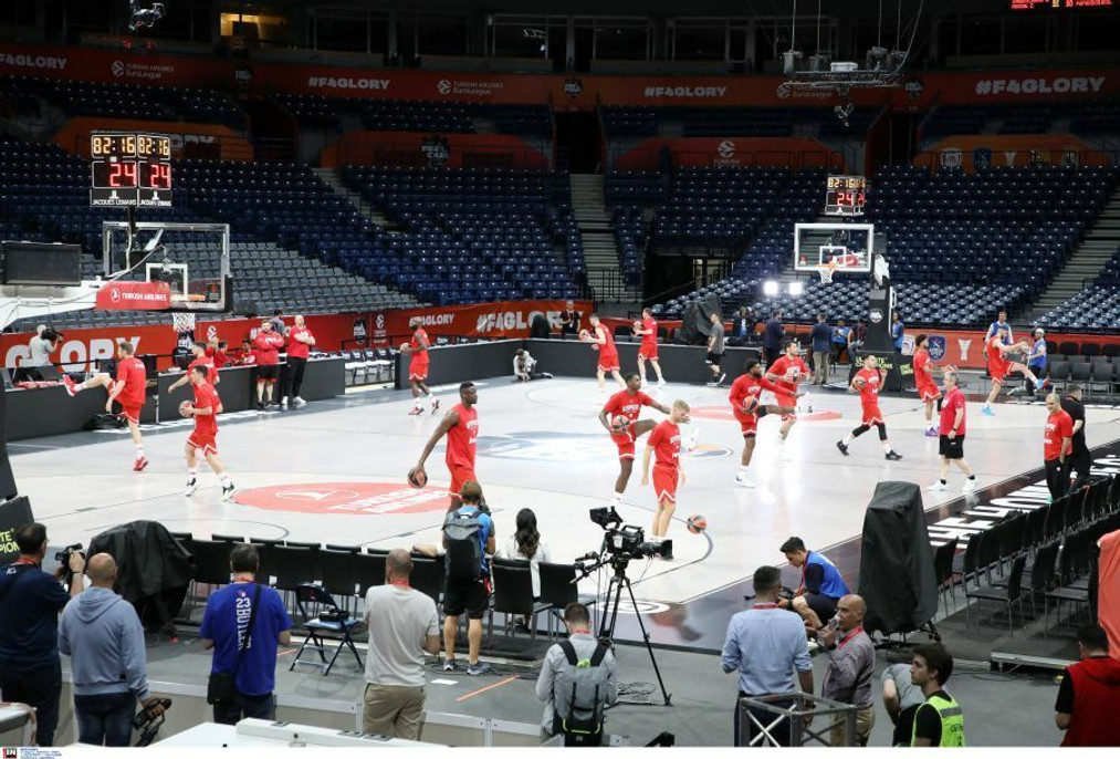 Η photo gallery από την προπόνηση του Ολυμπιακού στο Βελιγράδι