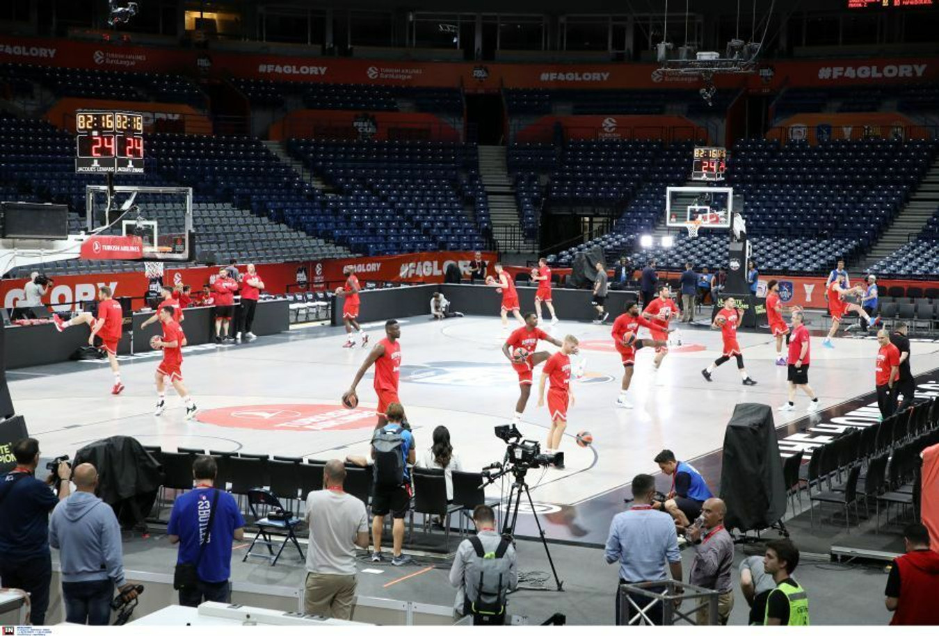 Η photo gallery από την προπόνηση του Ολυμπιακού στο Βελιγράδι
