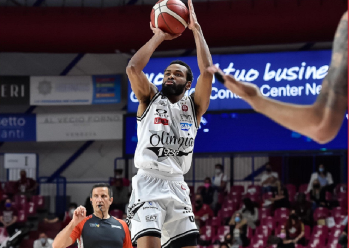 Αρμάνι Μιλάνο: Πέρασε στους τελικούς, 93-83 και 3-0 τη Βενέτσια!