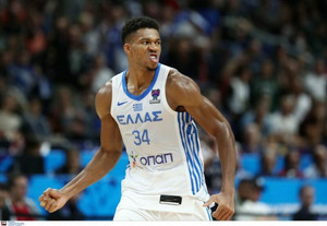 Με block του Γιάννη το νέο Top-10 της FIBA από τους αγώνες της Κυριακής (pic)
