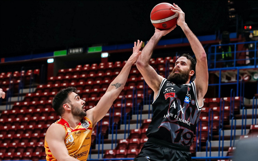 Final 8 Ιταλίας: Στην καταιγιστική Αρμάνι το Κύπελλο, 87-59 το Πέζαρο (pics)
