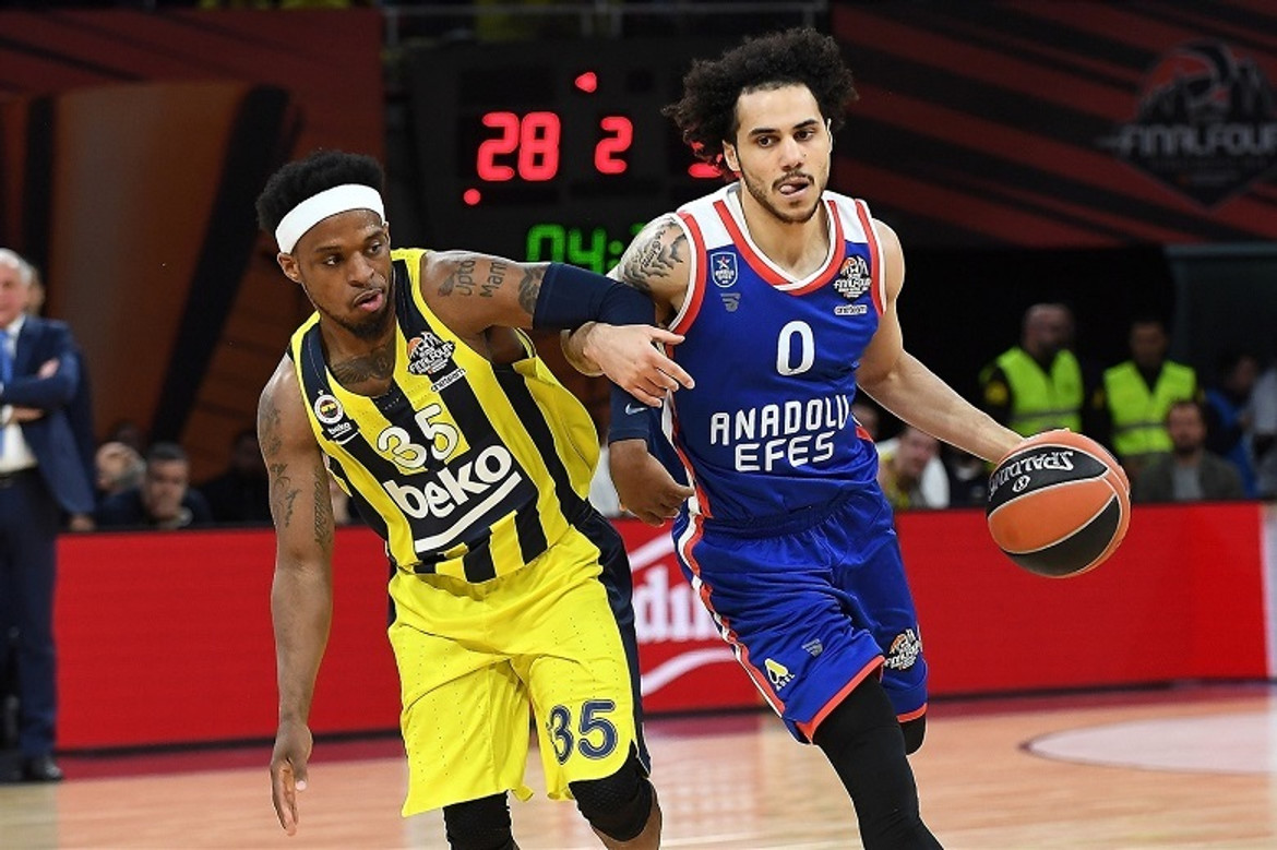 Τρομακτική Εφές 92-73 την Φενέρμπαχτσε, πέρασε στον τελικό της Euroleague (pics)