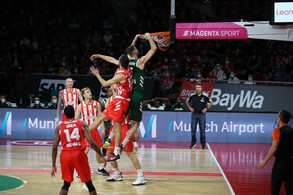 Κακός στο β&#039; μισό ο Παναθηναϊκός ηττήθηκε 55-83 από τον Ερυθρό Αστέρα (pics)