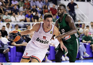 Ολυμπιακός: Η εμφάνιση και οι δηλώσεις του MVP Λαρεντζάκη (vids)