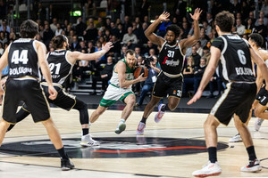 Σπουδαία νίκη στην Μπολόνια η Ζαλγκίρις, 87-77 τη Βίρτους