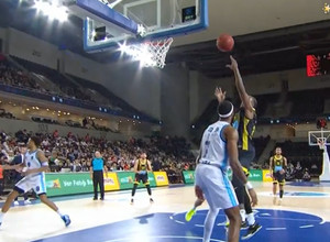 Λύγισε στο τέλος ο Άρης στην Άγκυρα, 87-77 από την Τουρκ Τέλεκομ