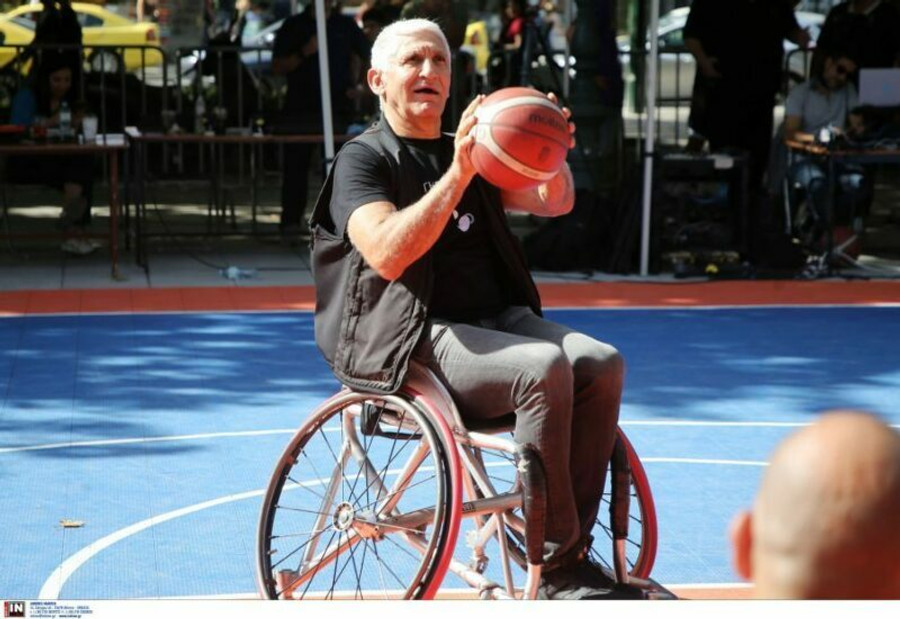 ΟΣΕΚΑ: Γέμισε μπάσκετ το Σύνταγμα στο 4ο Hope 3on3 Streetball (gallery)