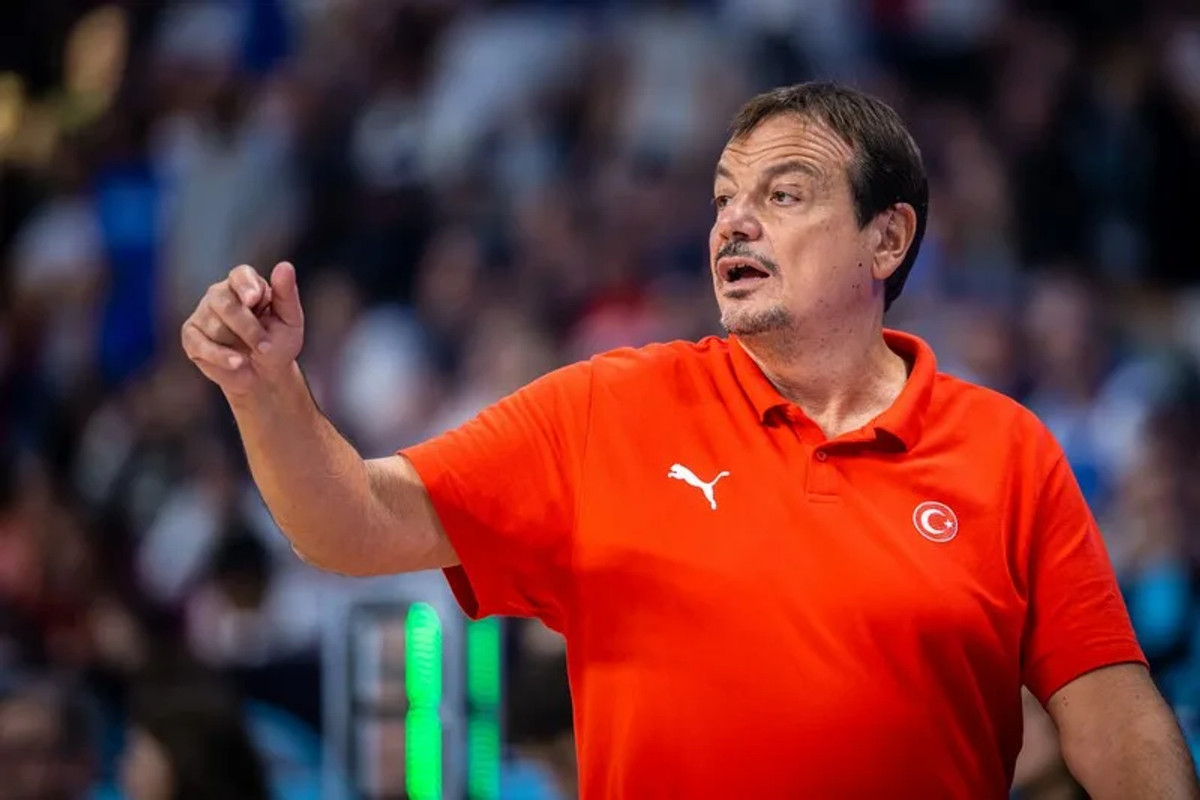 Αταμάν: &quot;Ασέβεια της FIBA να παίξουμε στις 12:00, είναι γελοίο&quot;