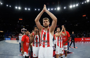Βεζένκοφ, Τζέιμς και Μέλι οι MVP της 4ης αγωνιστικής της EuroLeague (vid)