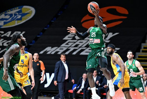 Παναθηναϊκός: Το buzzer τρίποντο του Ναν πριν από το ημίχρονο του Game 4 (vid)