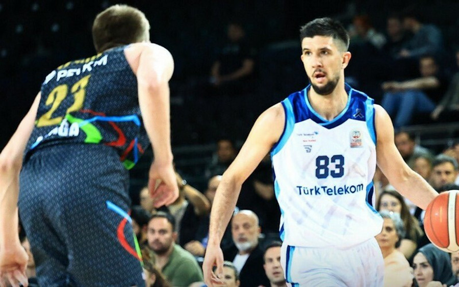 BSL: Διέλυσε την Πετκίμ η Τουρκ Τέλεκομ, στην 3η θέση η Εφές (vids)