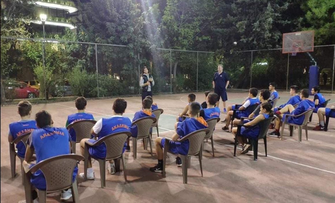Η Εβίνα Μάλτση επισκέφτηκε την Ακαδημία Αμπελοκήπων (pics)