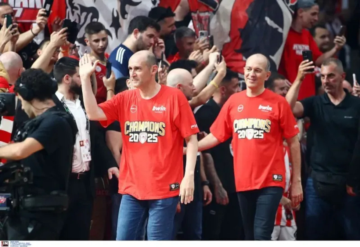 Ολυμπιακός: &quot;Έτσι πανηγύρισαν το πρωτάθλημα οι πρόεδροι&quot; (video)
