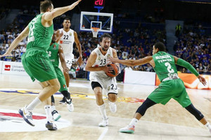 &quot;Σβηστή&quot; κατοστάρα για τη Ρεάλ 109-93 την Νταρουσάφακα!