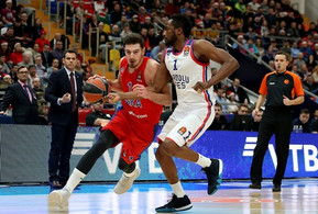 Η ΤΣΣΚΑ έκανε το πρώτο δώρο τετράδας στον Ολυμπιακό, 102-84 την Εφές (video)