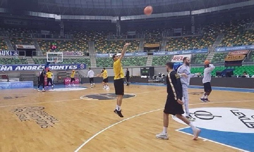 H προπόνηση της ΑΕΚ στο Coliseum Burgos (pics)