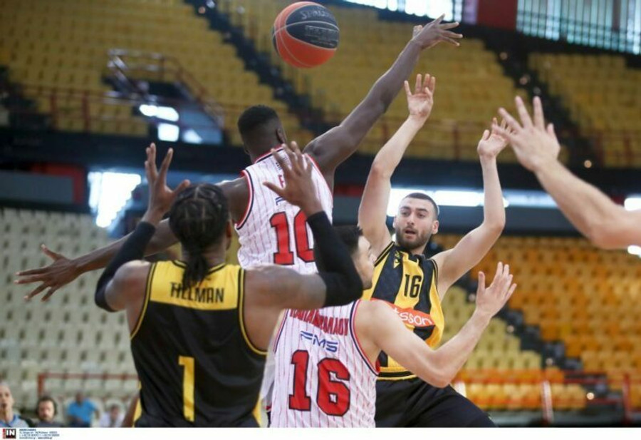 Live Streaming: Ολυμπιακός-ΑΕΚ 79-71 (τελικό)