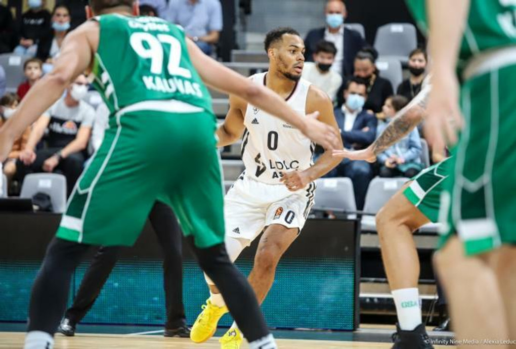 Βιλερμπάν-Ζαλγκίρις 88-76: Με σούπερ Οκόμπο και θετικό Κώστα Αντετοκούνμπο!