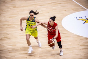 EuroLeague Γυναικών: Βαριά ήττα και 0/6 ο Ολυμπιακός, 95-63 από την USK Πράγας (gallery)