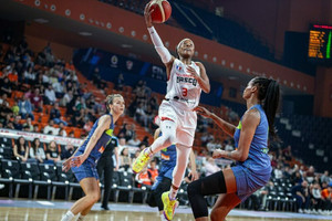 EuroLeague Γυναικών: Στον τελικό η Βιλνέβ, 84-78 την USK Πράγας