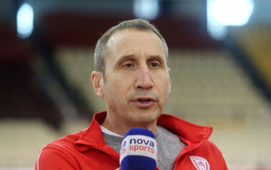 Μπλατ : &quot;Θα βγούμε με ένταση και θα δώσουμε ότι έχουμε&quot; (video)