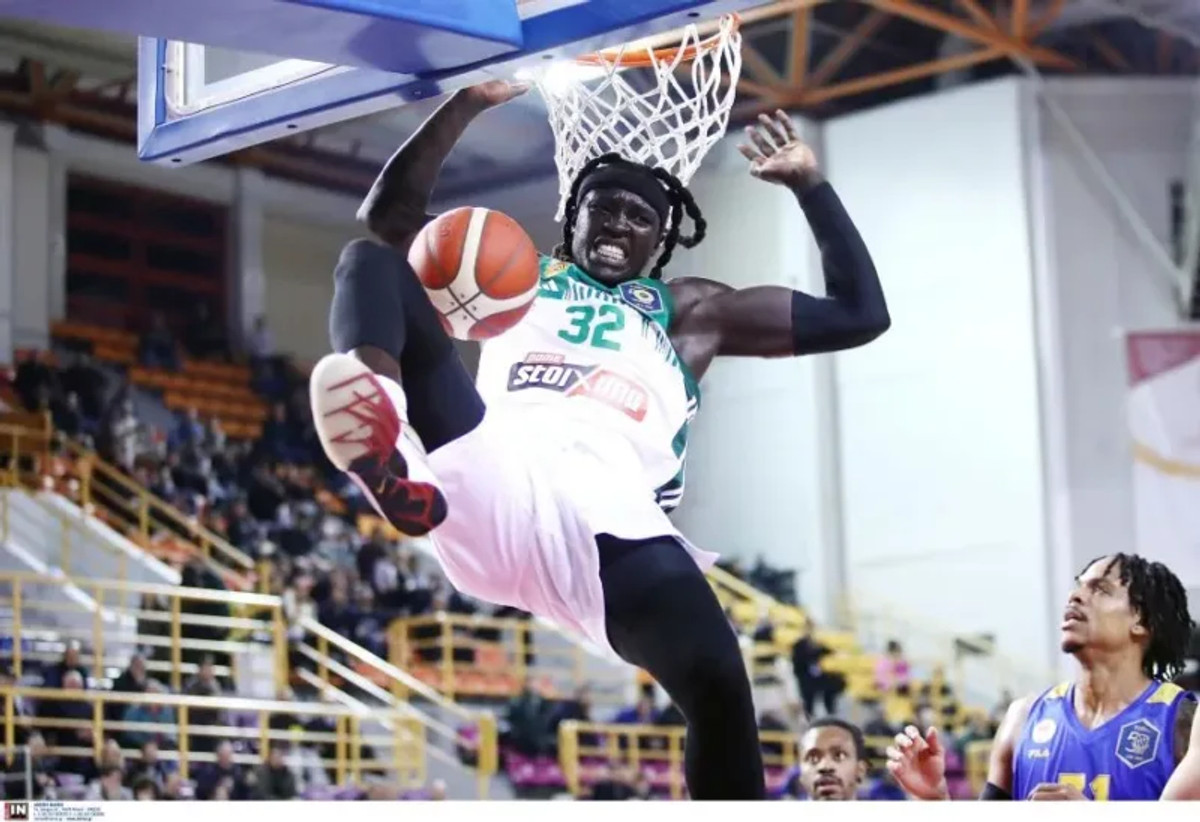 Live στις 20:15, Παναθηναϊκός AKTOR-Περιστέρι Domino&#039;s 93-63 (Τελικό)