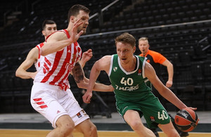 Δείτε πώς η Ζαλγκίρις νίκησε 75-62 τον Ερυθρό Αστέρα (video)