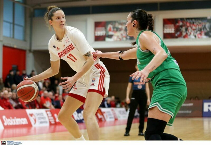 O Ολυμπιακός 74-61 τον Παναθηναϊκό και προβάδισμα για πλεονέκτημα (pics)