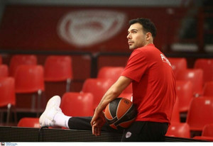 Κώστας Σλούκας: Τη Δευτέρα το ραντεβού με τους προέδρους του Ολυμπιακού