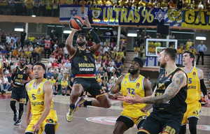 Ισοφάρισε και ελπίζει η Μονακό του Λόιντ, 86-74 τη Μακάμπι (gallery &amp; vids)
