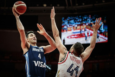 Ρωσία-Αργεντινή 61-69: &#039;&#039;Επιβίωση&#039;&#039; και πρωτιά για την παρέα των Σκόλα-Καμπάτσο (pics &amp; vids)