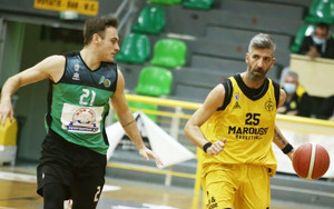 Μαρούσι-Αγρίνιο 77-67: One man show ο 43χρονος Γκαγκαλούδης!
