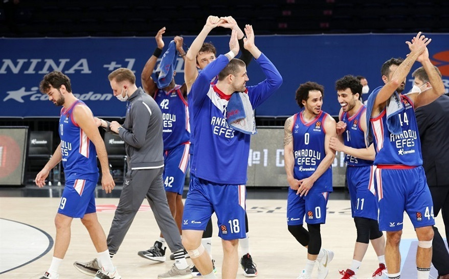 Euroleague Playoffs: Ο Μοερμάν το καλύτερο block των πρώτων αγώνων (video)