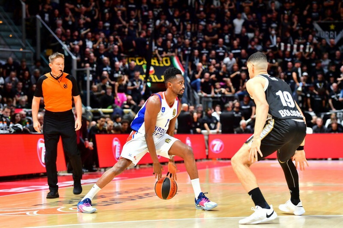 Δύσκολα η Εφές πριν από τον Ολυμπιακό, 85-80 τη Βίρτους (vid)