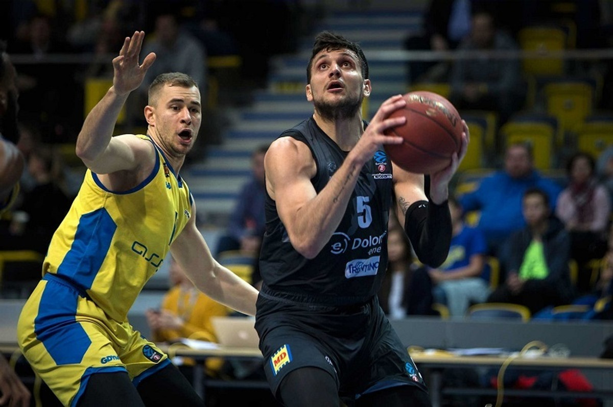 Eurocup: Φετινό ρεκόρ ο Τζεντίλε, νίκες για Ζήση-Κουζμίνσκας