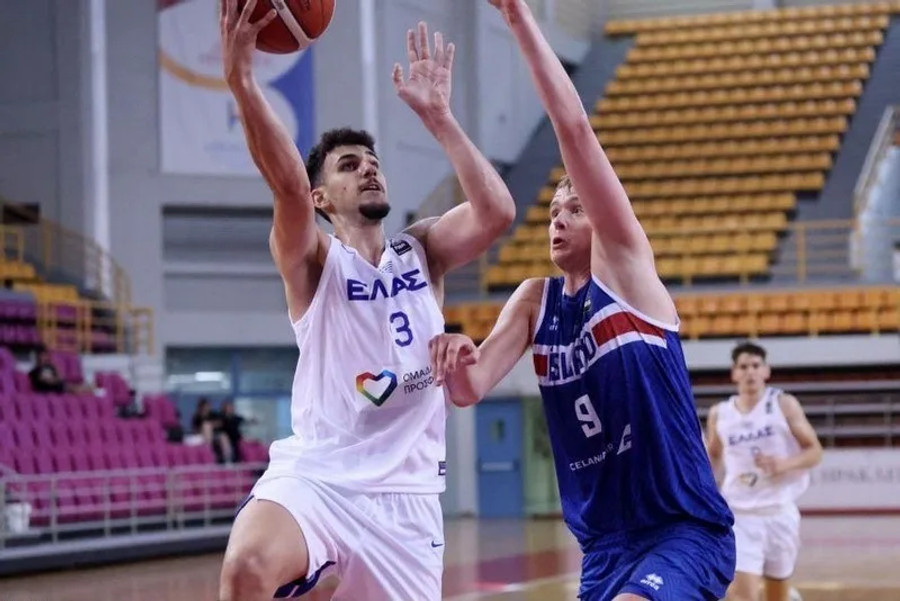 Ροζάκης: "Ανυπομονούμε να τα δώσουμε όλα για τη χώρα μας"