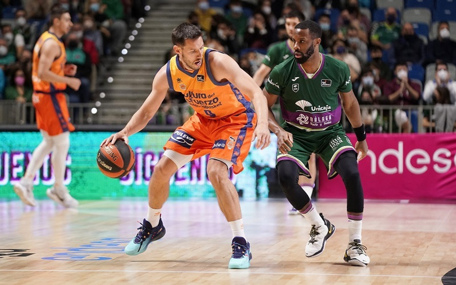 Ήττα 82-87 για τη Μάλαγα του Φώτη Κατσικάρη από τη Βαλένθια